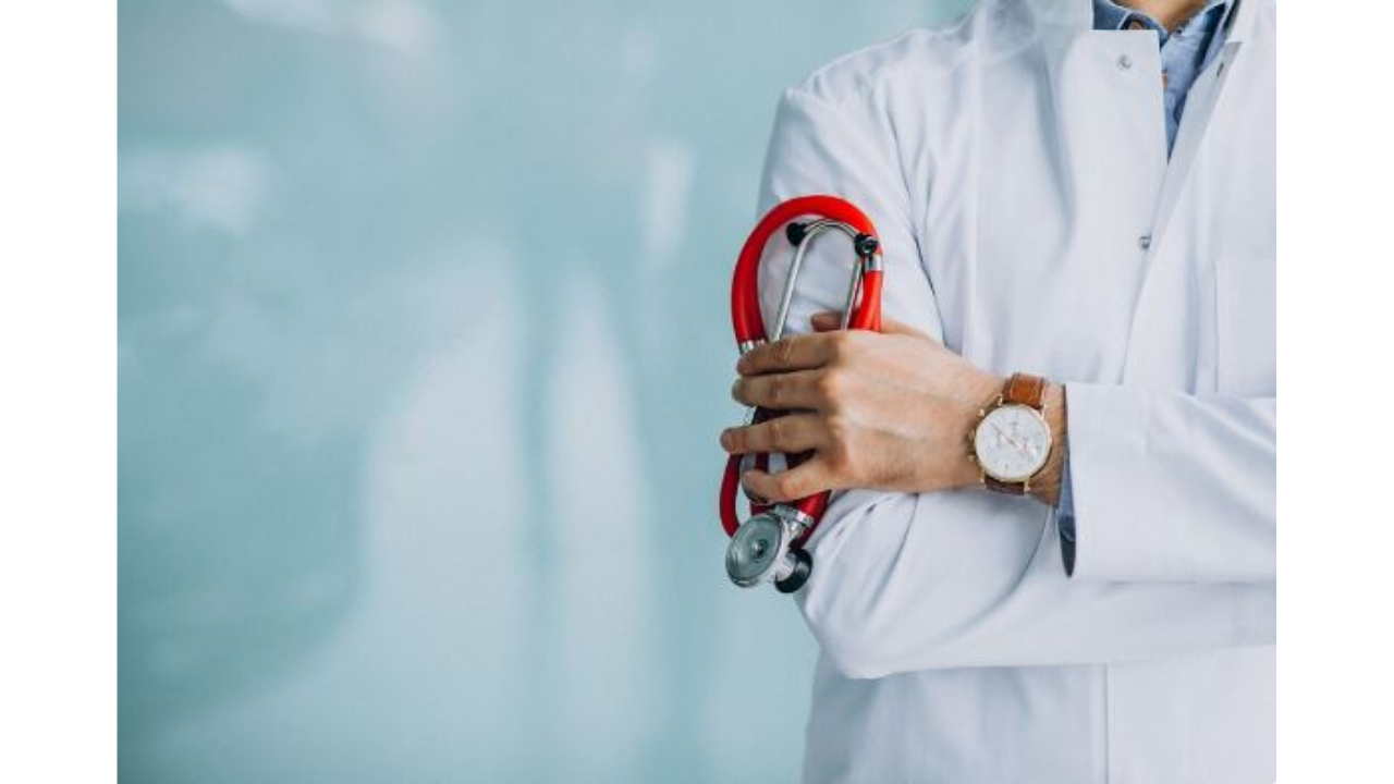 وظيفة شاغرة .. مطلوب أخصائية تمريض فى مجمع طبي براتب 4000